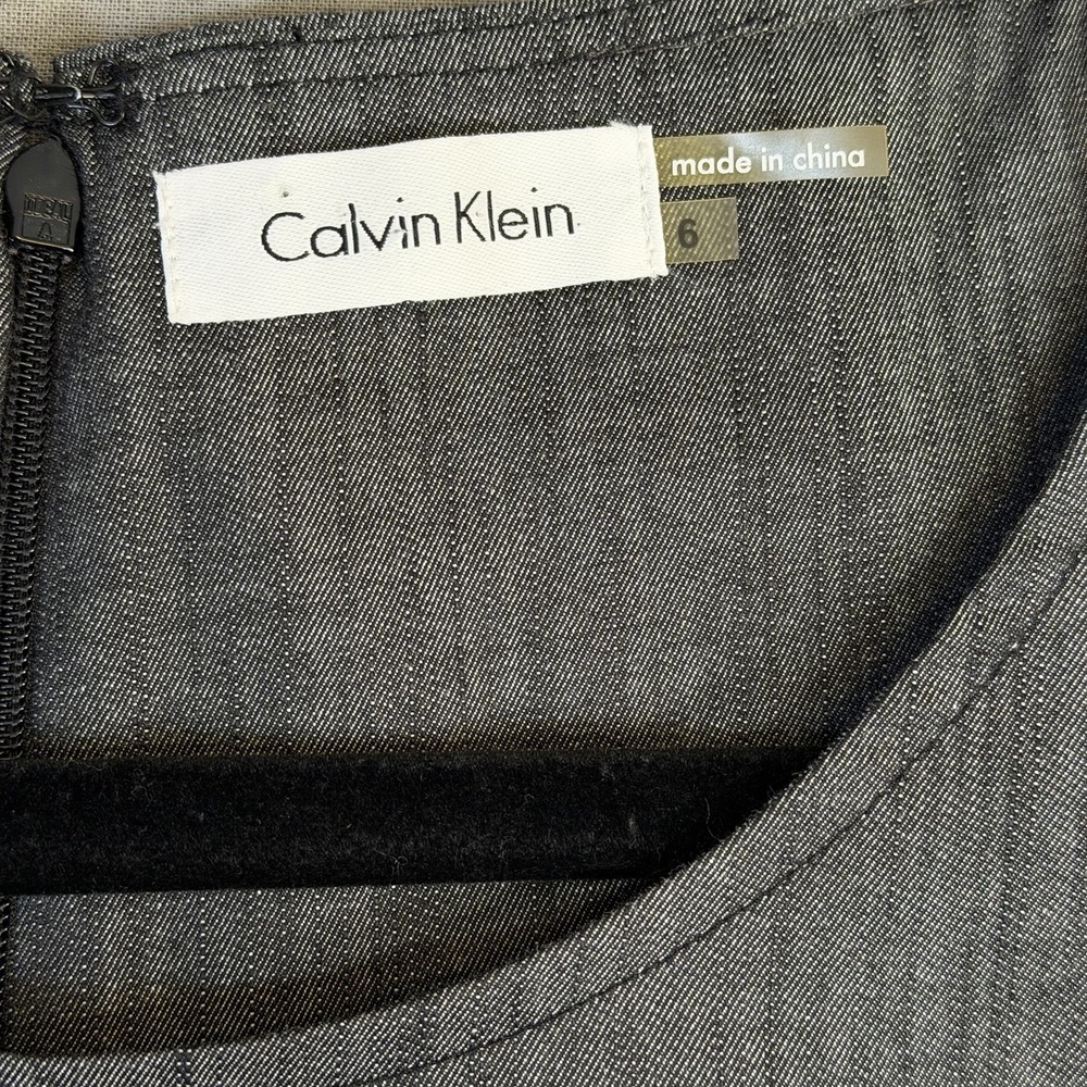 Calvin Klein 6 Gray Solid Sheath Knee-Length Round Neck Cap Sleeve Zip Dress - Picture 3 of 7